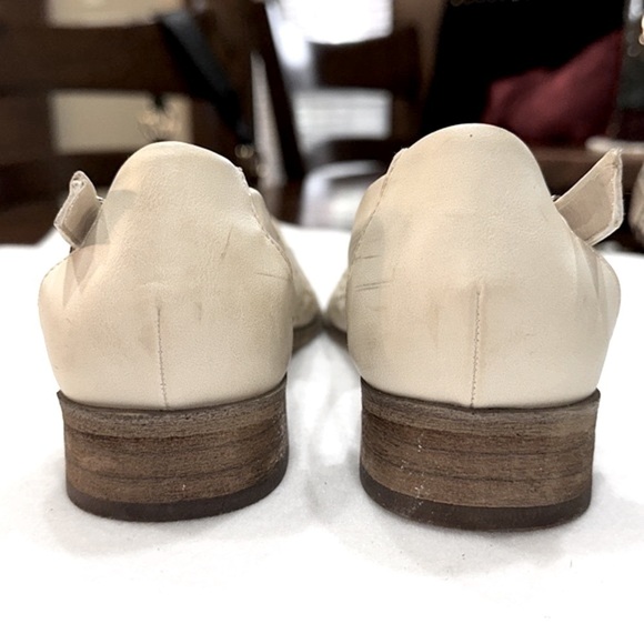 Andrew Stevens Collection Lerane Cream Beige Flat Shoes Sz 8 - Picture 8 of 8